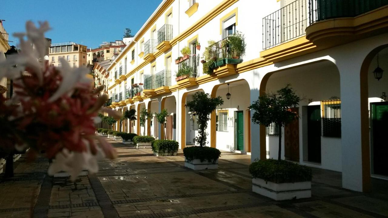 トレモリノスLujoso Duplex En La Playa Con Vistas Al Marアパートメント エクステリア 写真