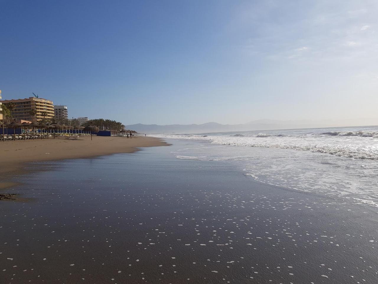 トレモリノスLujoso Duplex En La Playa Con Vistas Al Marアパートメント エクステリア 写真