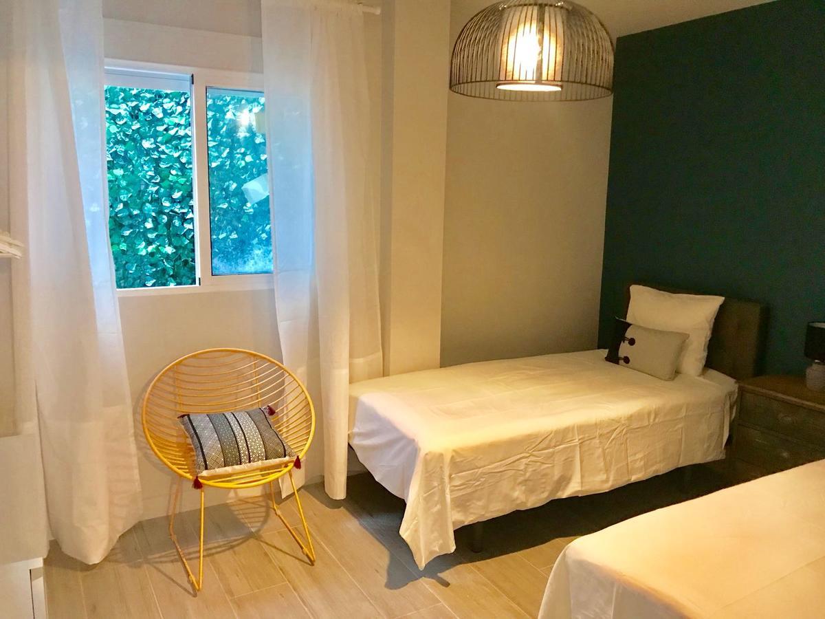 トレモリノスLujoso Duplex En La Playa Con Vistas Al Marアパートメント エクステリア 写真