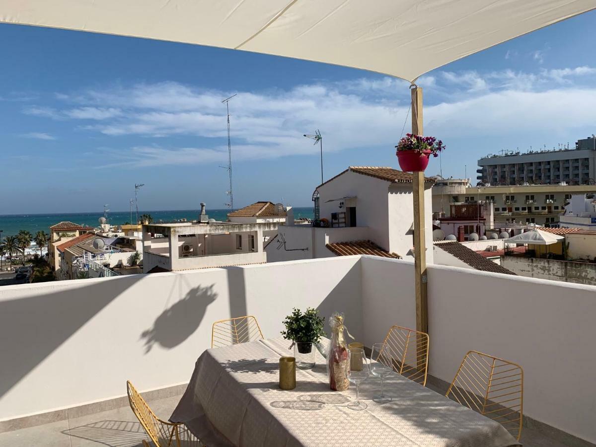 トレモリノスLujoso Duplex En La Playa Con Vistas Al Marアパートメント エクステリア 写真
